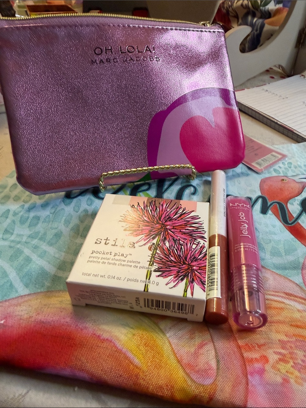 Marc Jacobs Oh Lola Metallic Pink Makeup Pouch with Pink Lip Products